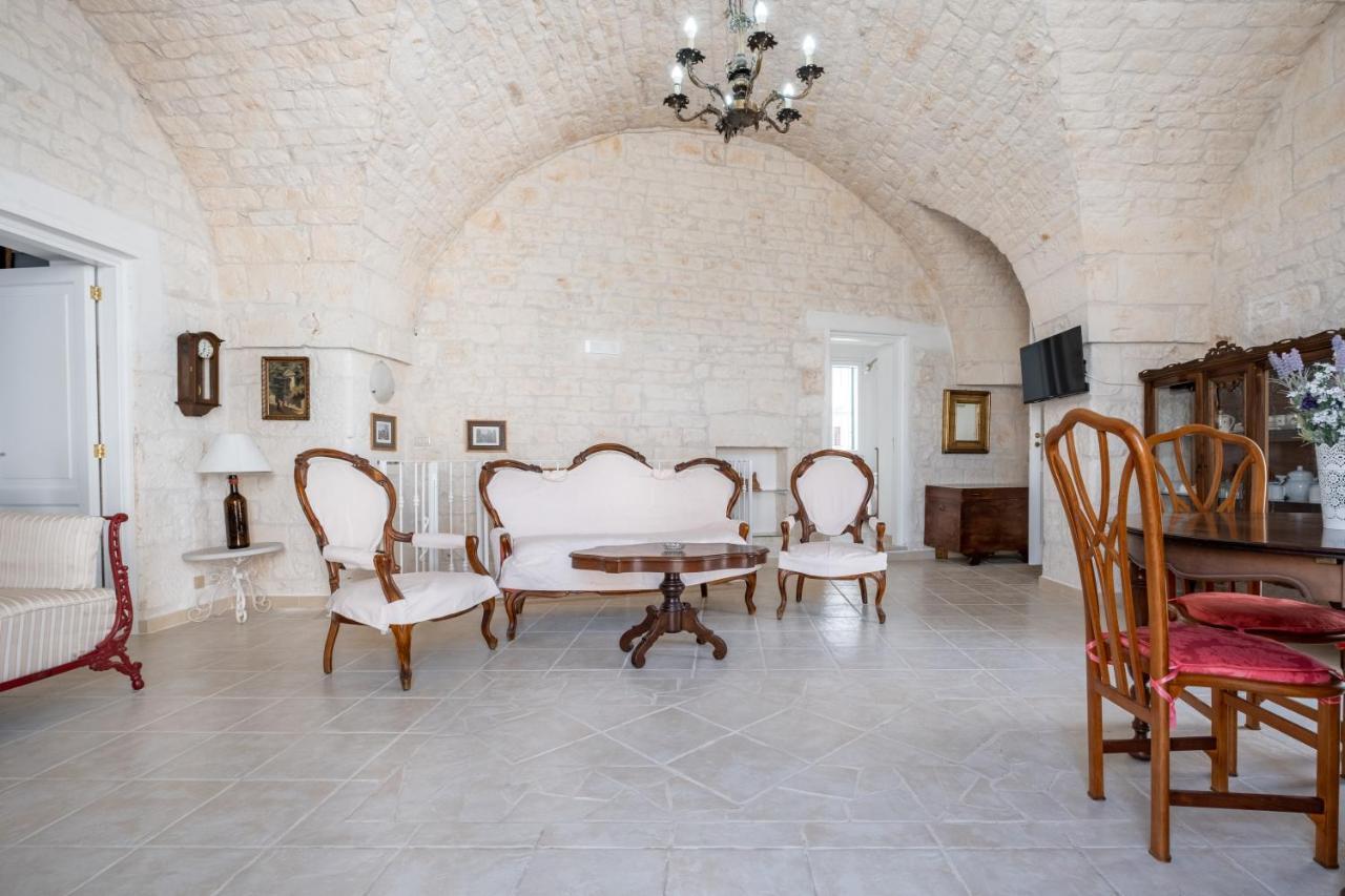 Dimora Lucrezia - Big & Central Apatment With Parking Ostuni Luaran gambar