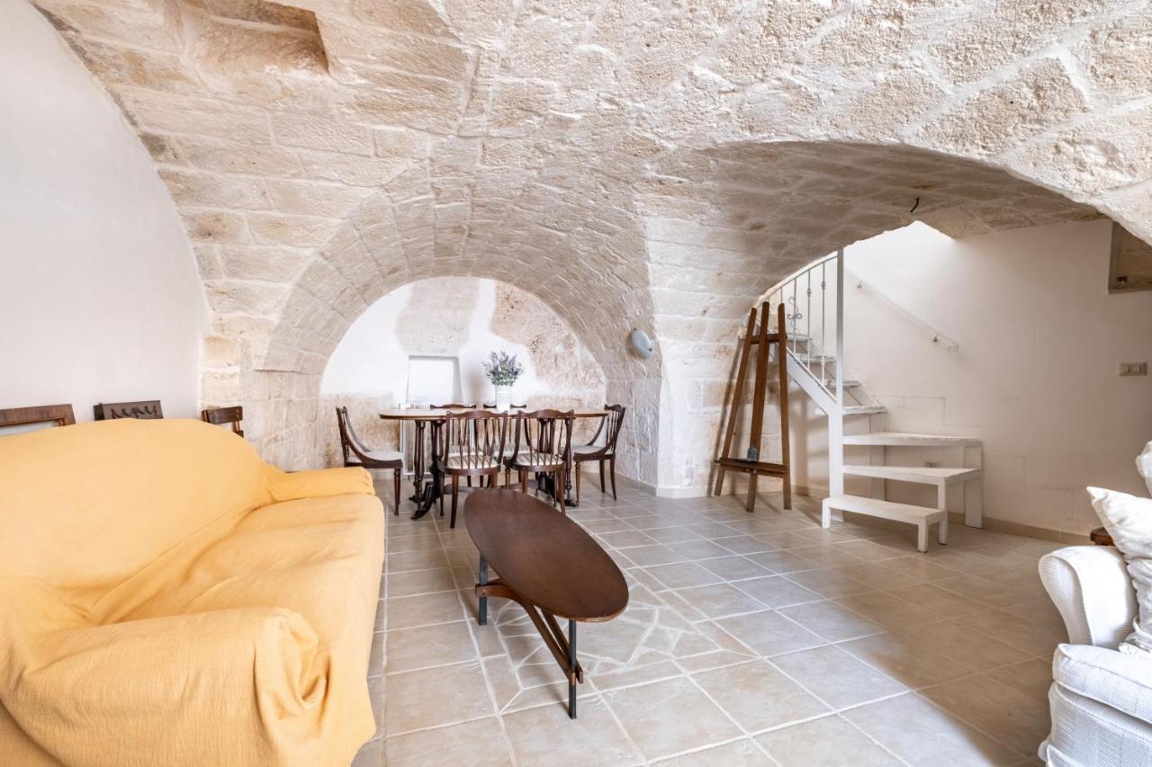 Dimora Lucrezia - Big & Central Apatment With Parking Ostuni Luaran gambar